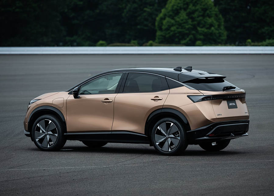 نيسان آريا 2021 - 09.jpg