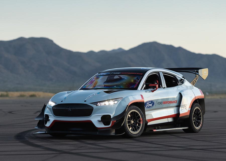 فورد موستنج ماك إي 1400 - 02.jpg