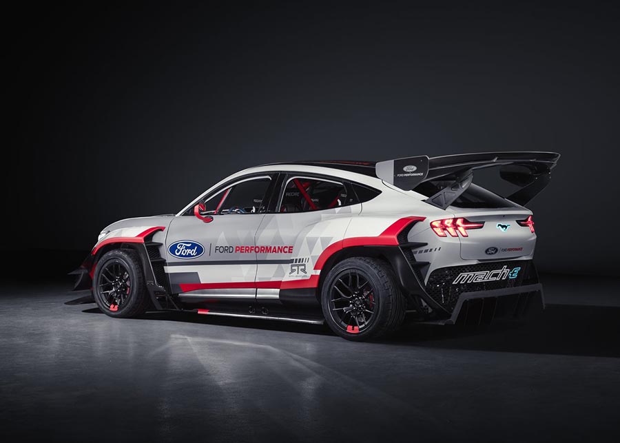 فورد موستنج ماك إي 1400 - 19.jpg