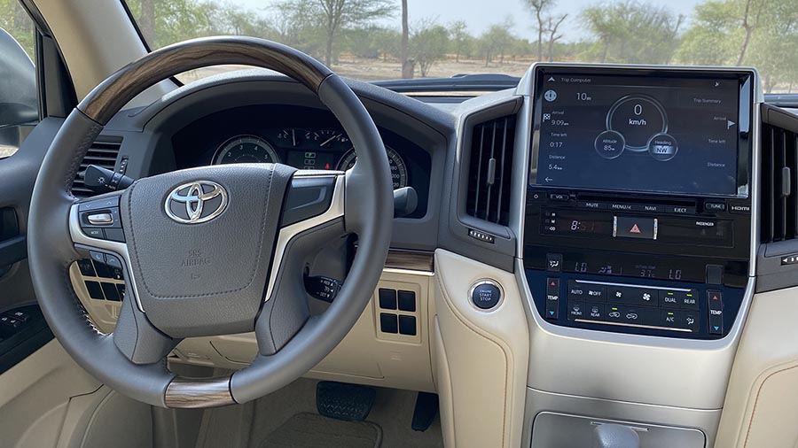 صور تجربة تويوتا لاندكروزر اصدار التراث - (47).jpg