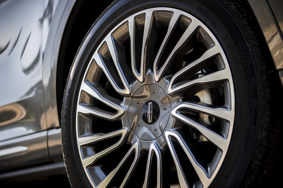 صور تجربة لينكون كورسير 2020 - 02.jpg