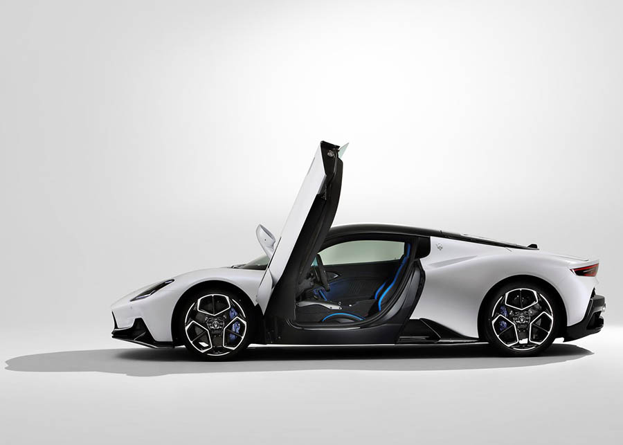 صور مازيراتي MC20 - 03.jpg