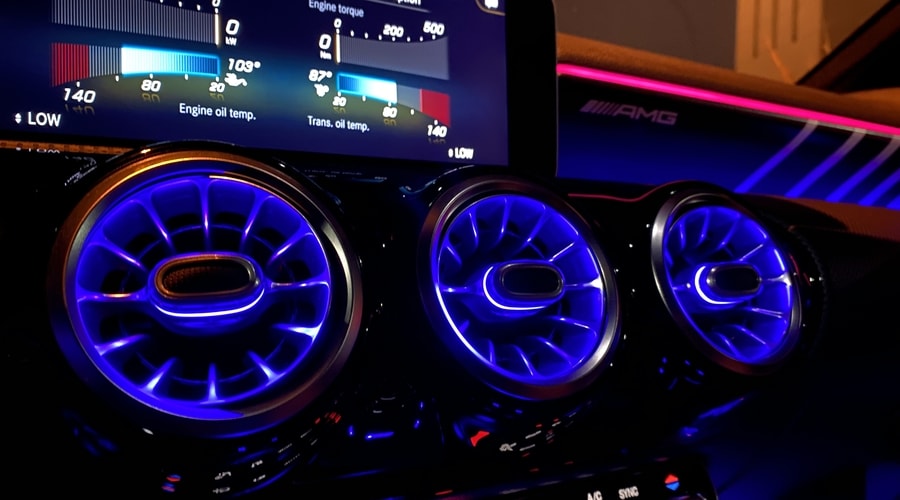 مرسيدس بنز أي أم جي أي 35 32.jpg