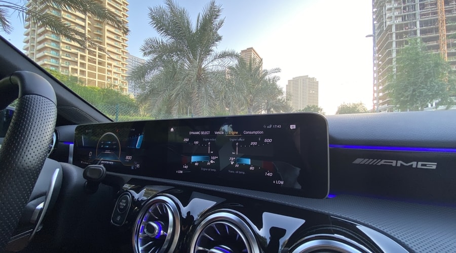 مرسيدس بنز أي أم جي أي 35 38.jpg