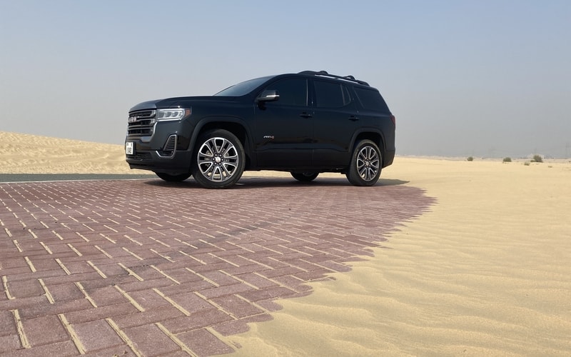 جي ام سي اكاديا 2020  33.jpg