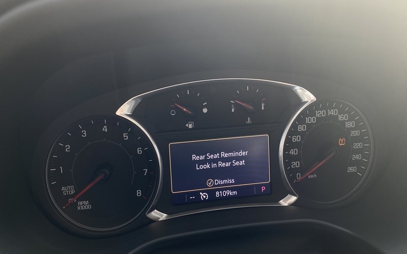 جي ام سي اكاديا 2020  5.jpg