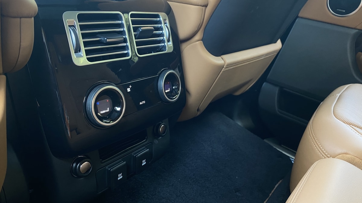 رينج روفر Vogue (24).jpg