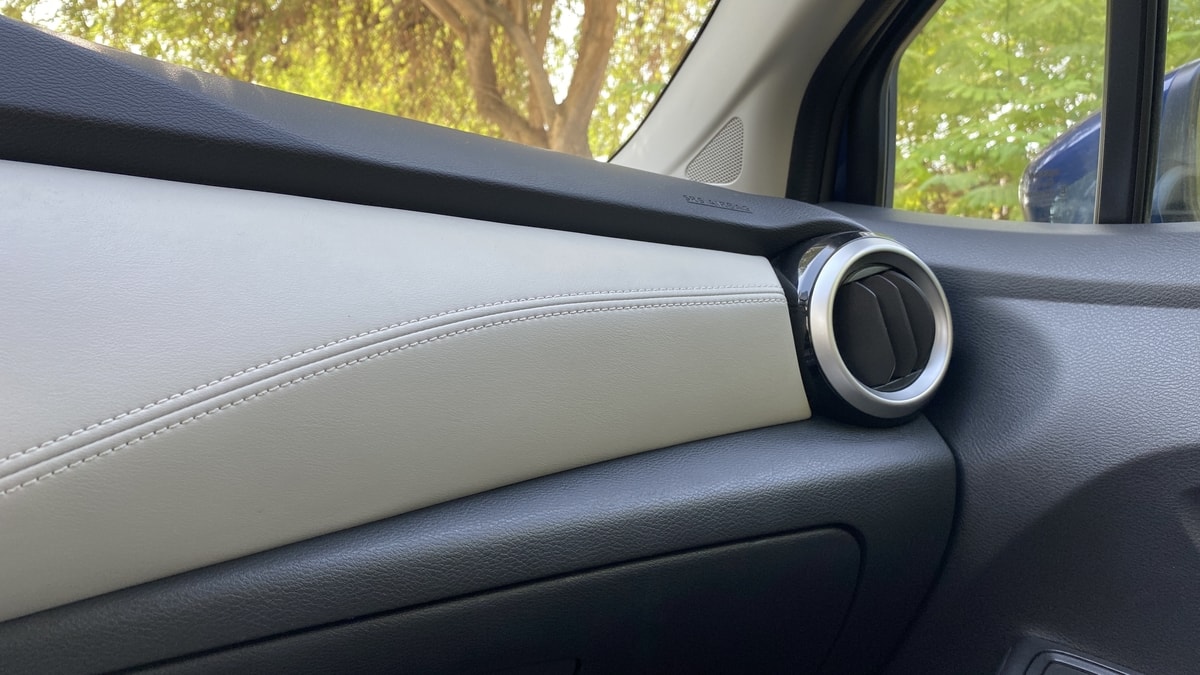 نيسان صني (23).jpg