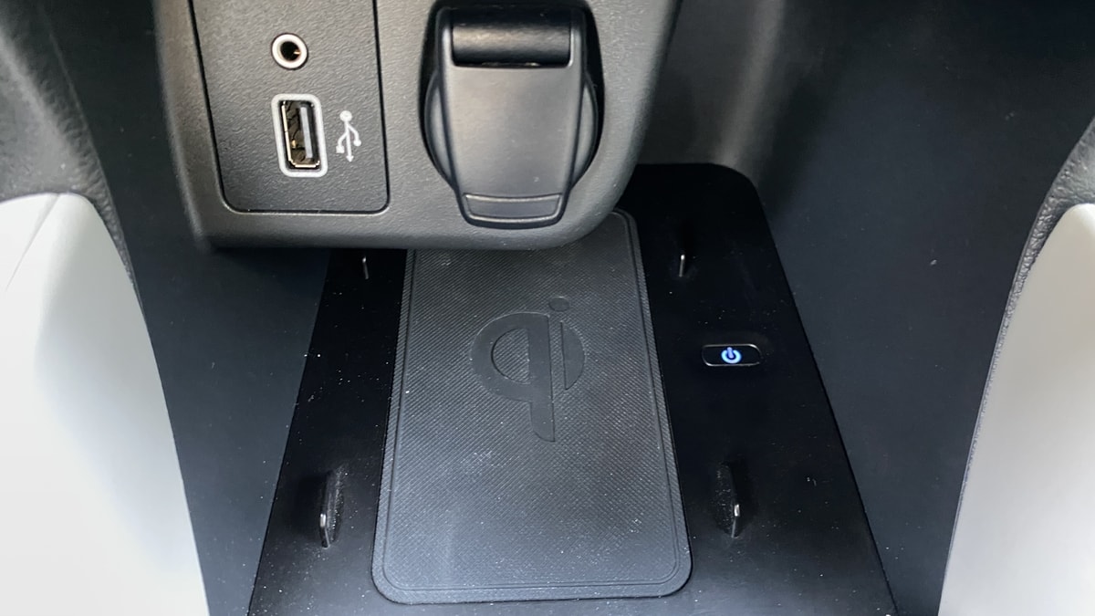 نيسان صني (34).jpg