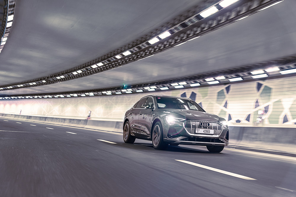 اودي اي ترون (6).jpg