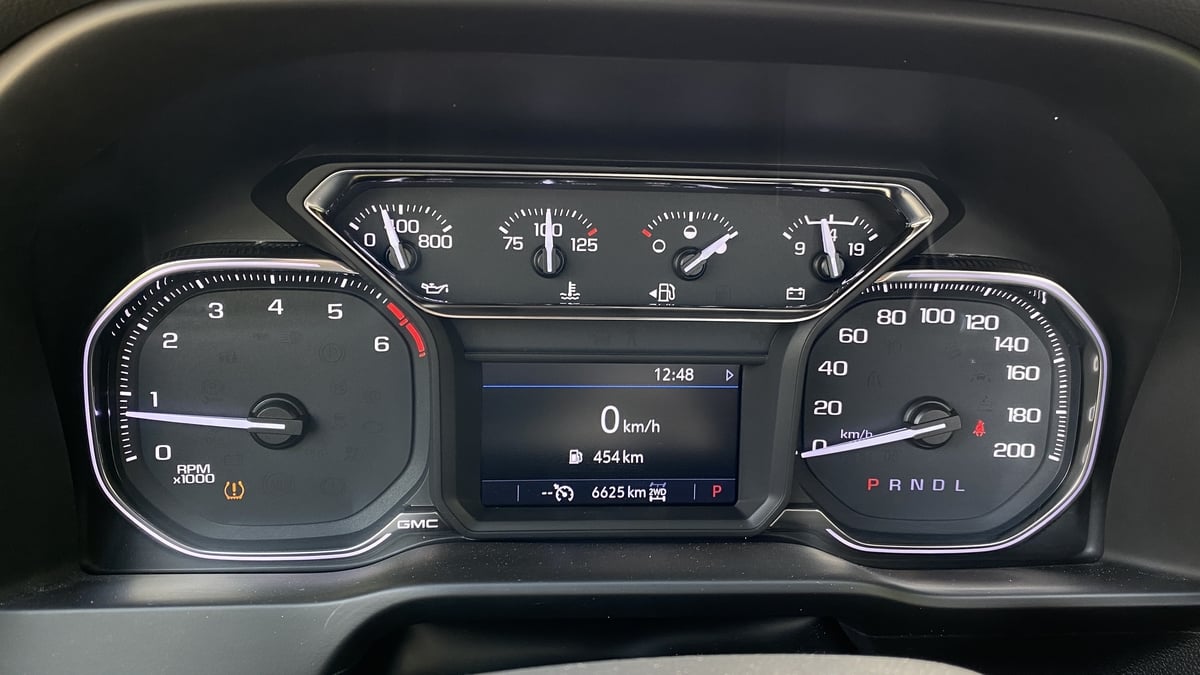 جي ام سي (32).jpg