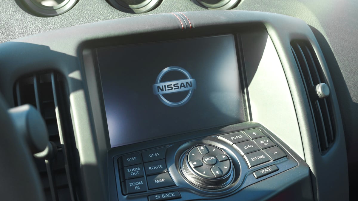 نيسان زي 370 نيسمو (23).jpg