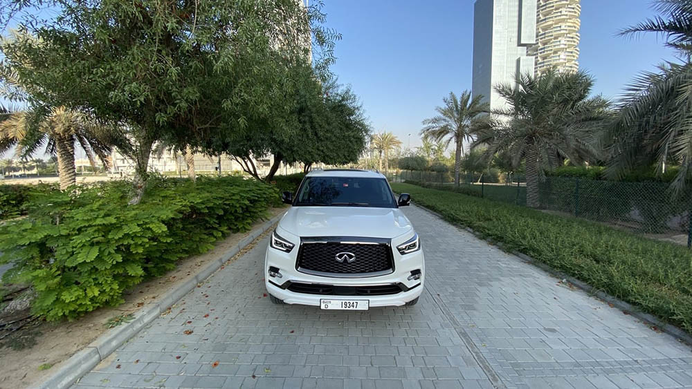 انفينيتي كيو أكس 80 النسخة السوداء (11).jpg