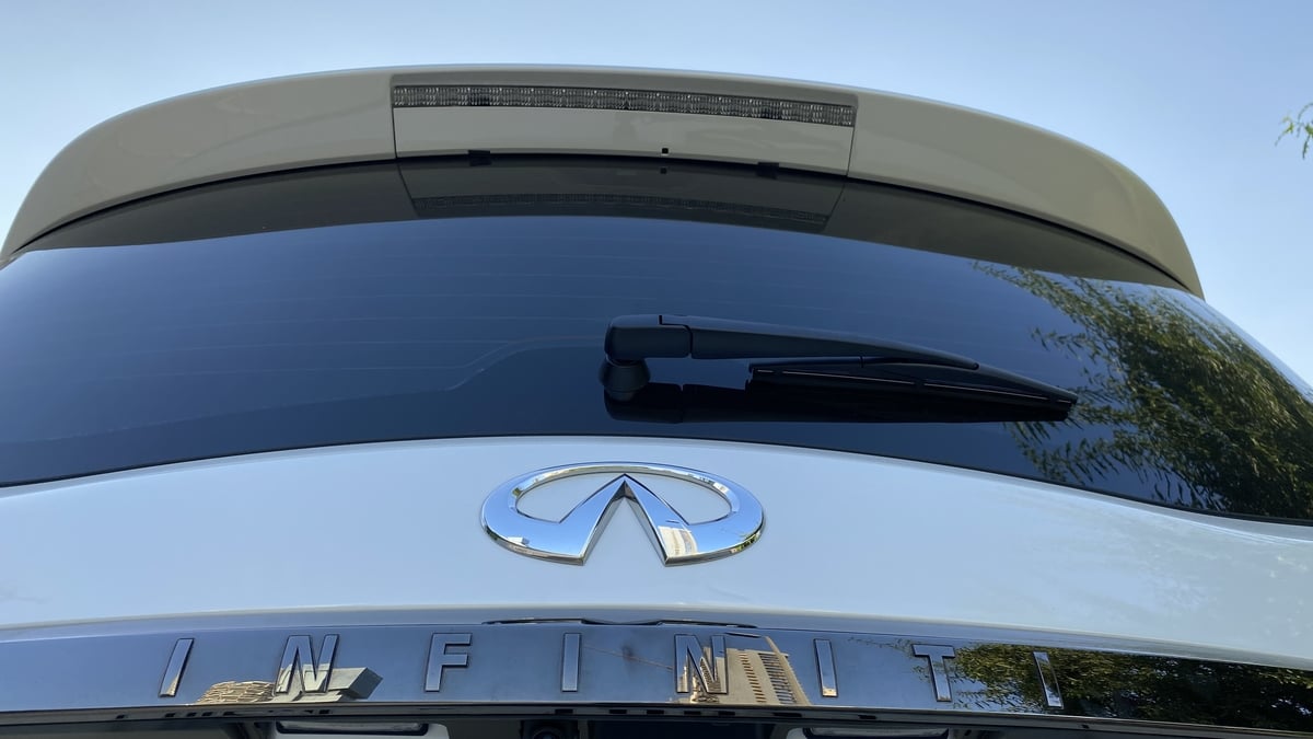 انفينيتي كيو أكس 80 النسخة السوداء (31).jpg