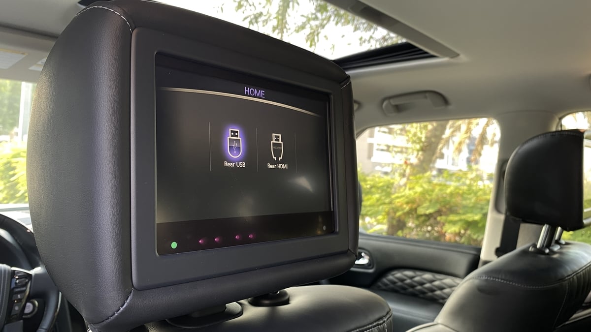 انفينيتي كيو أكس 80 النسخة السوداء (36).jpg