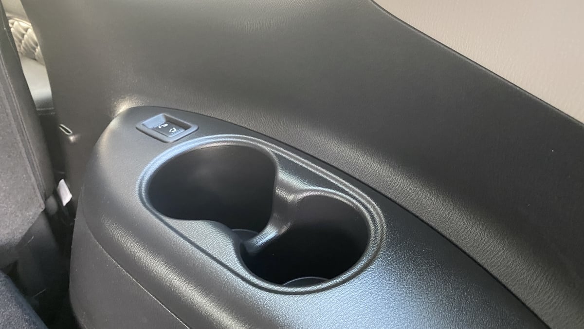 انفينيتي كيو أكس 80 النسخة السوداء (48).jpg