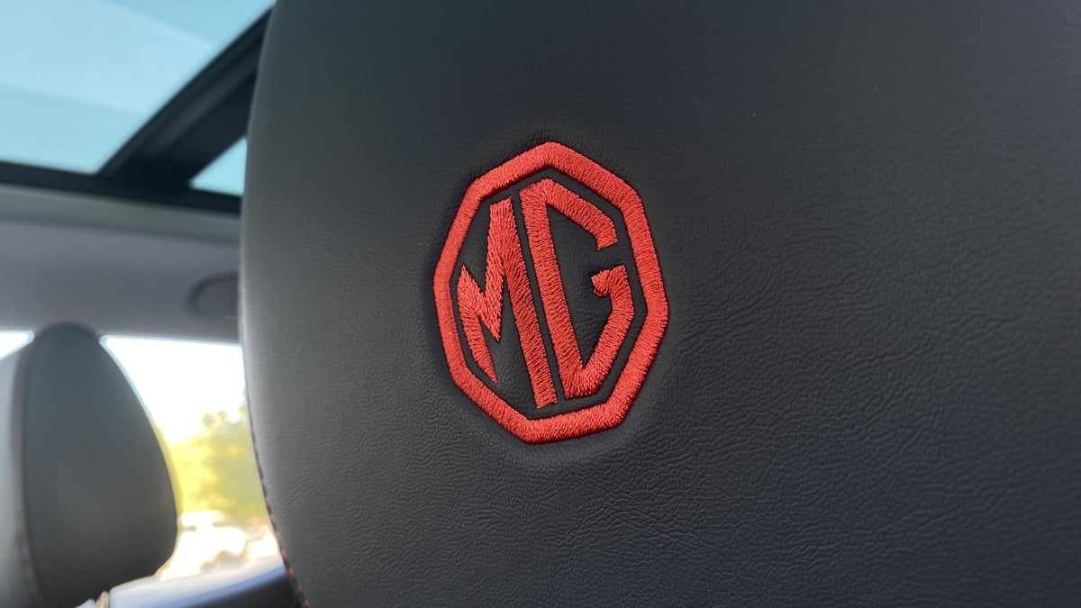 تجربة أم جي (7).jpg