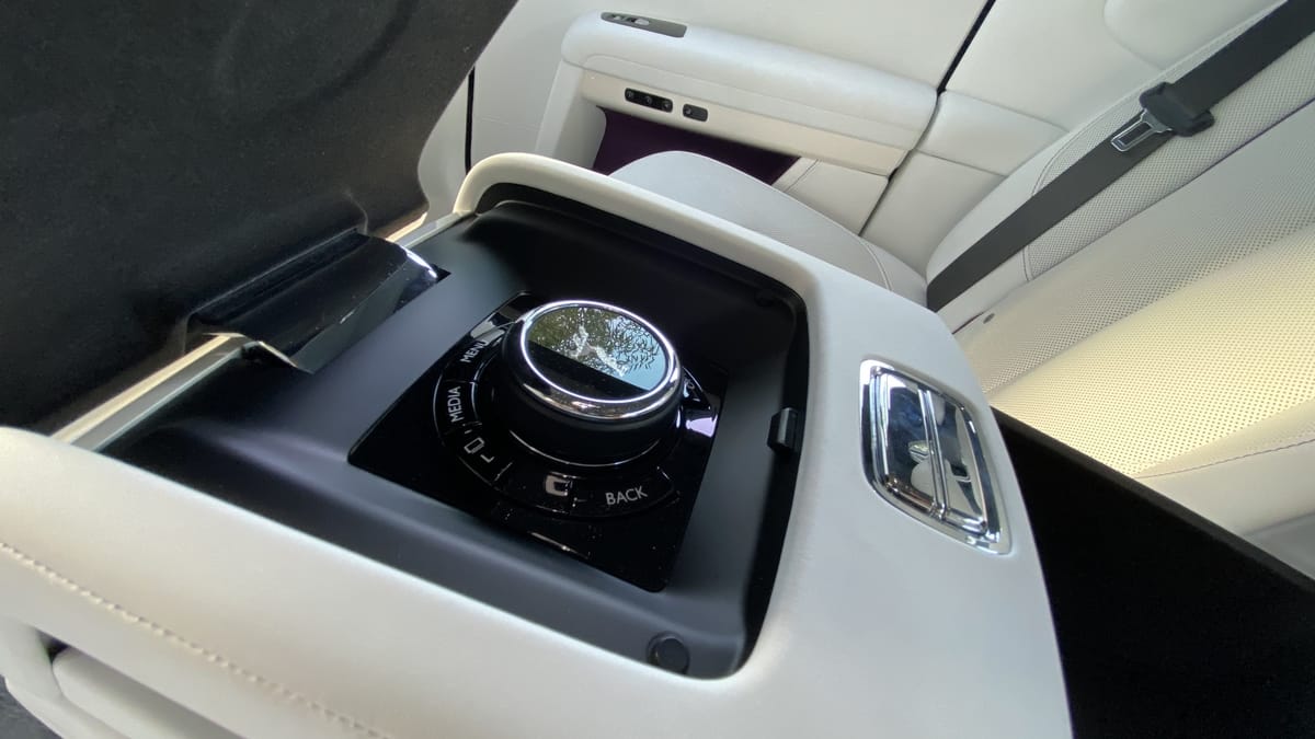 تجربة رولز رويس (16).jpg