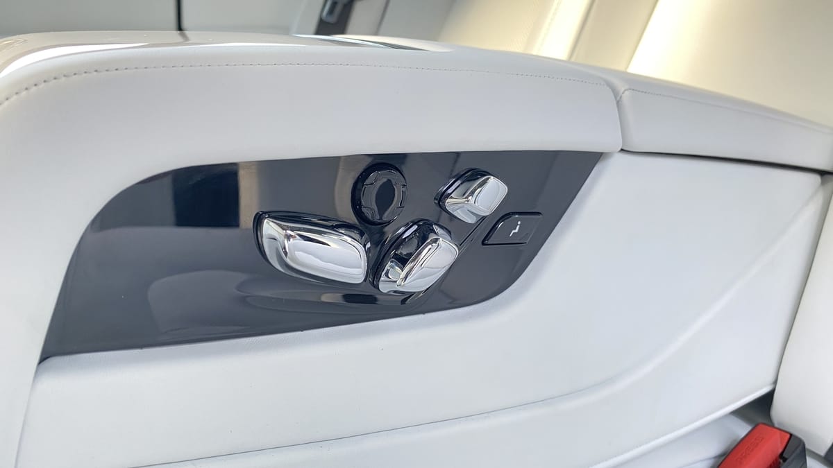 تجربة رولز رويس (3).jpg