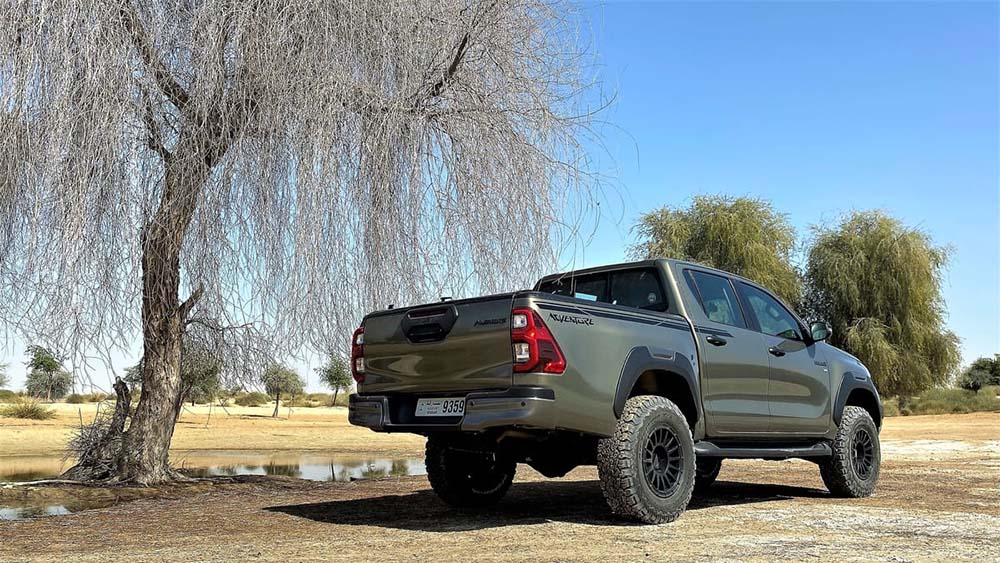 تويوتا هايلوكس (22).jpg