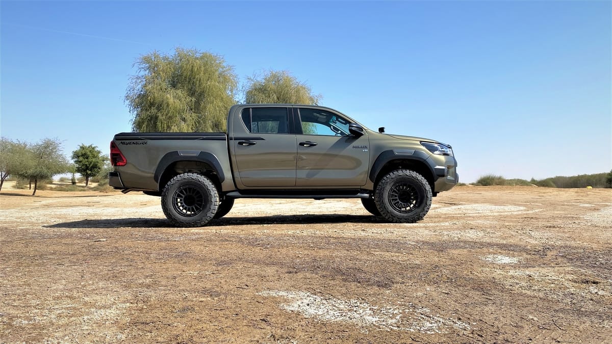 تويوتا هايلوكس (31).jpg