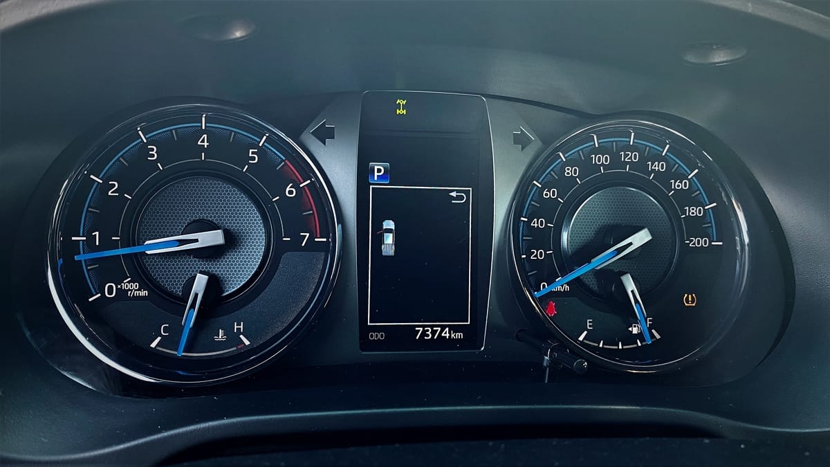 تويوتا هايلوكس (42).jpg