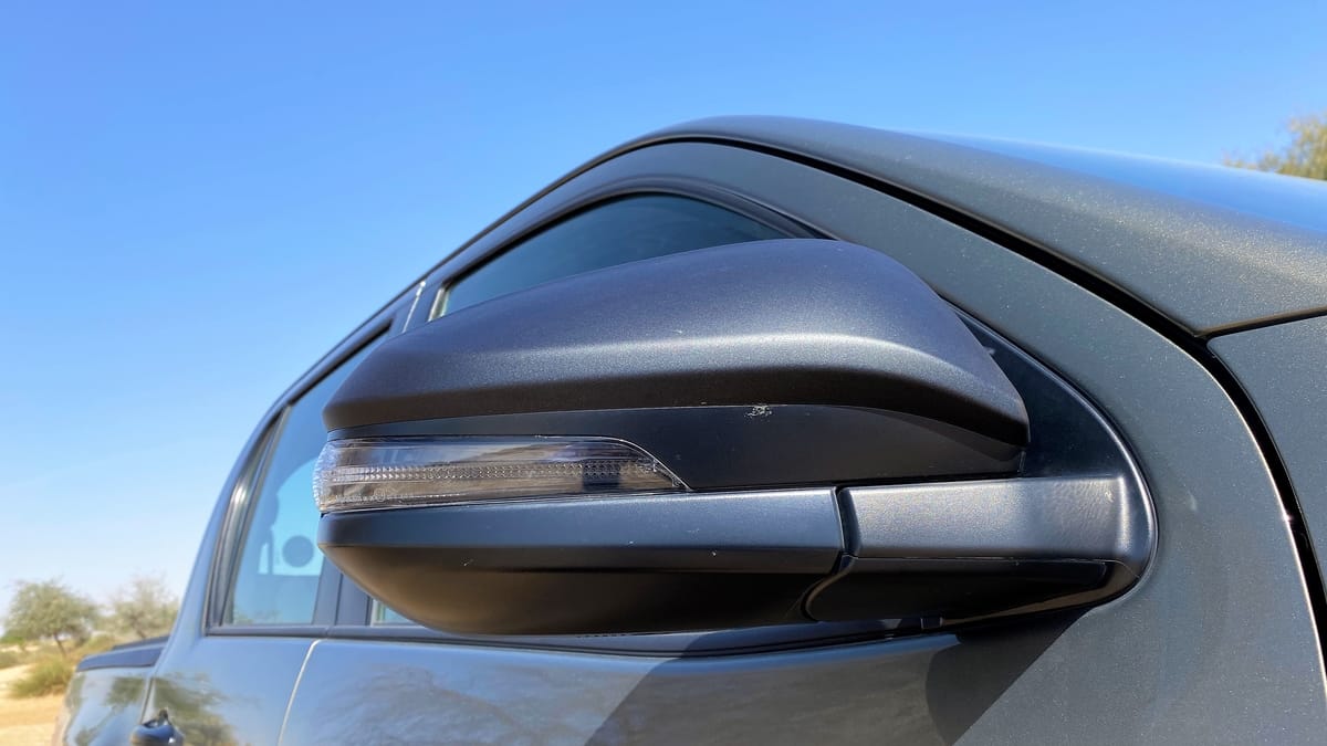 تويوتا هايلوكس (7).jpg