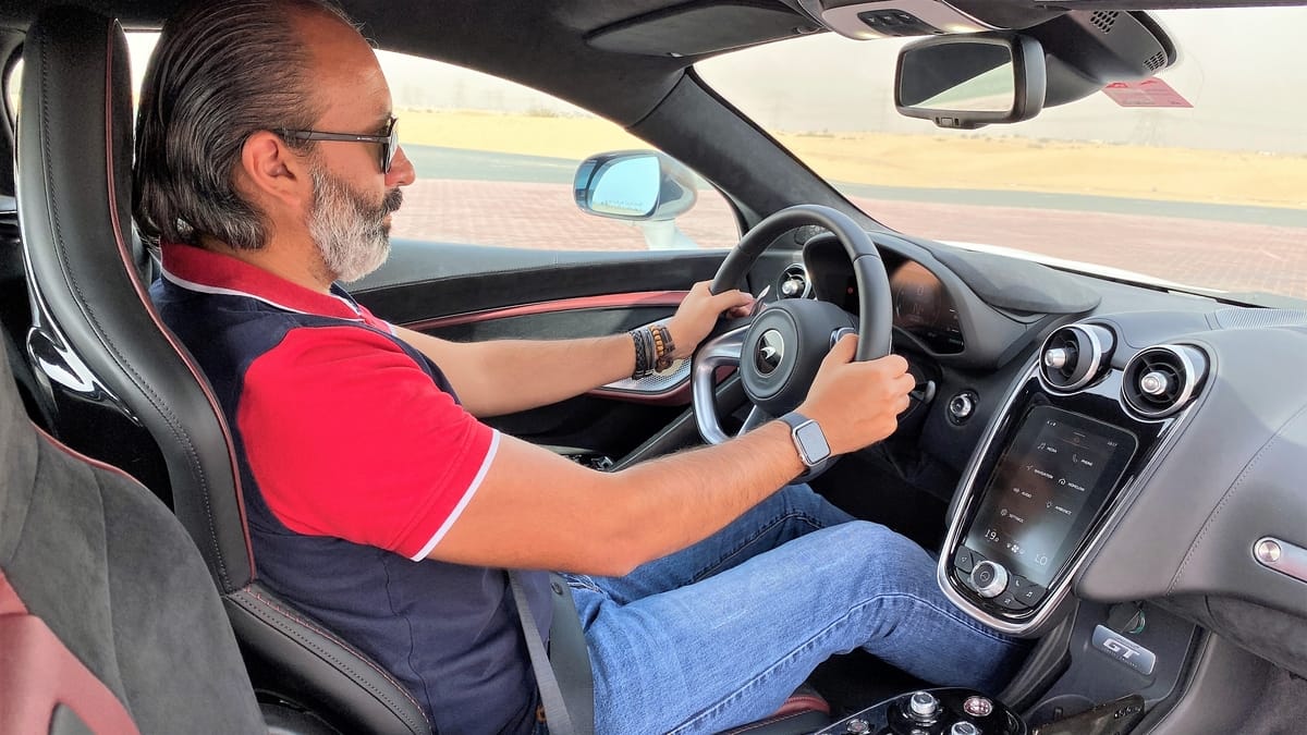 تجربة قيادة ماكلارين جي تي (18).jpg