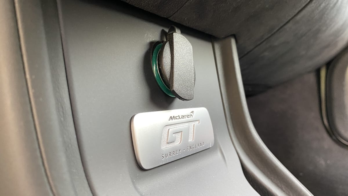 تجربة قيادة ماكلارين جي تي (21).jpg