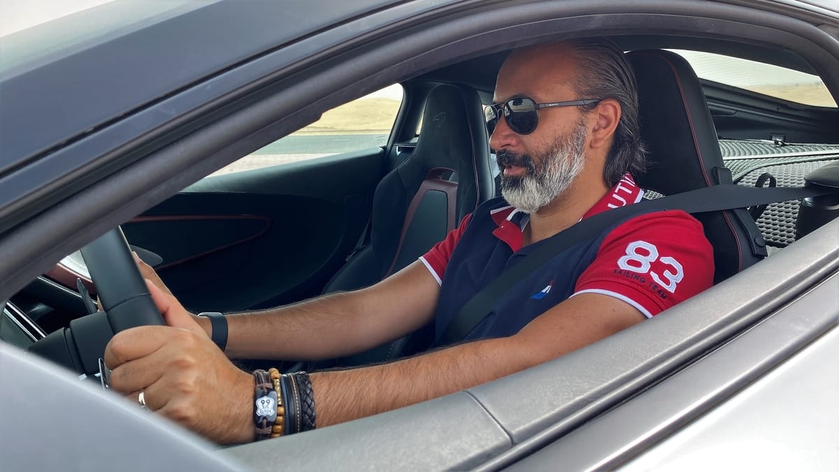 تجربة قيادة ماكلارين جي تي (25).jpg