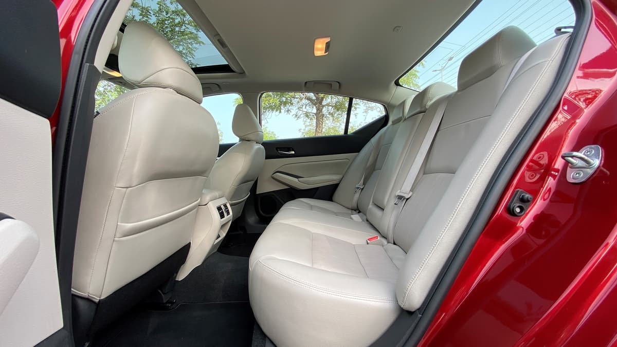 تجربة نيسان التيما (1).jpg