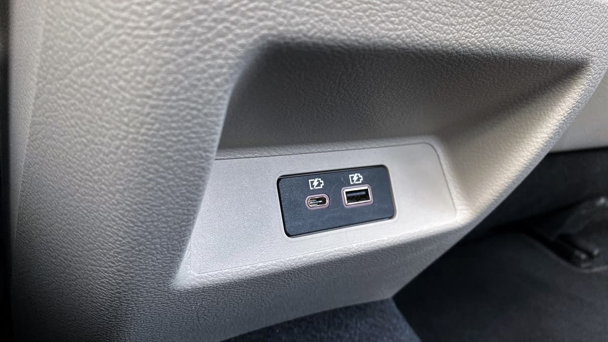 تجربة نيسان التيما (38).jpg