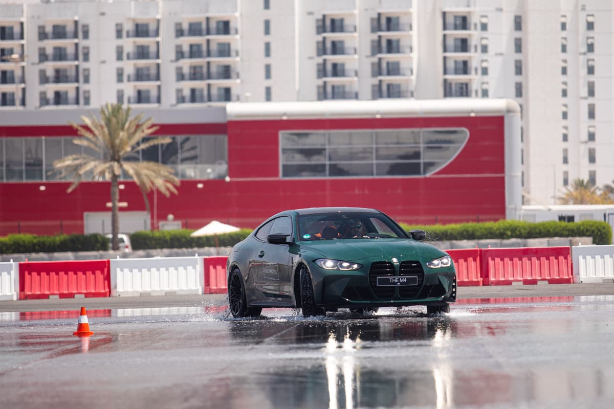 تجربة قيادة M3 و M4 (44).jpg