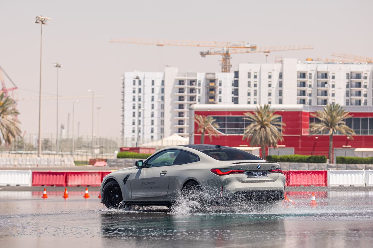 تجربة قيادة M3 و M4 (56).jpg