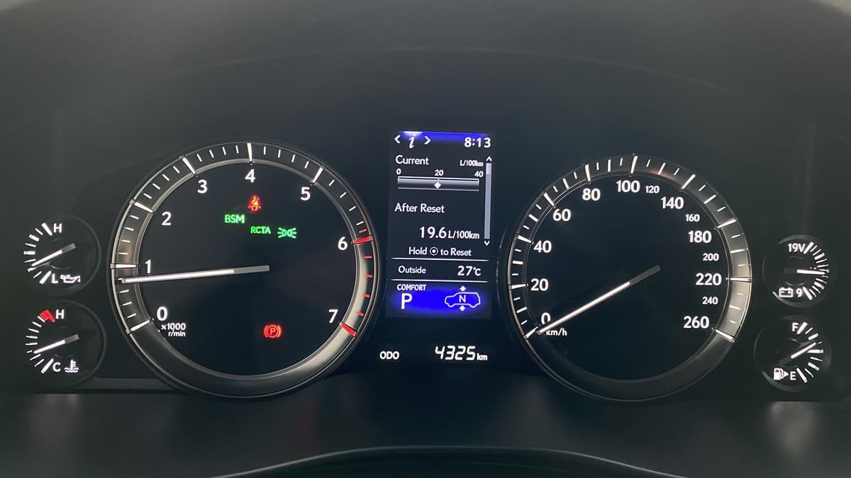 تجربة لكزس أل أكس (6).jpg