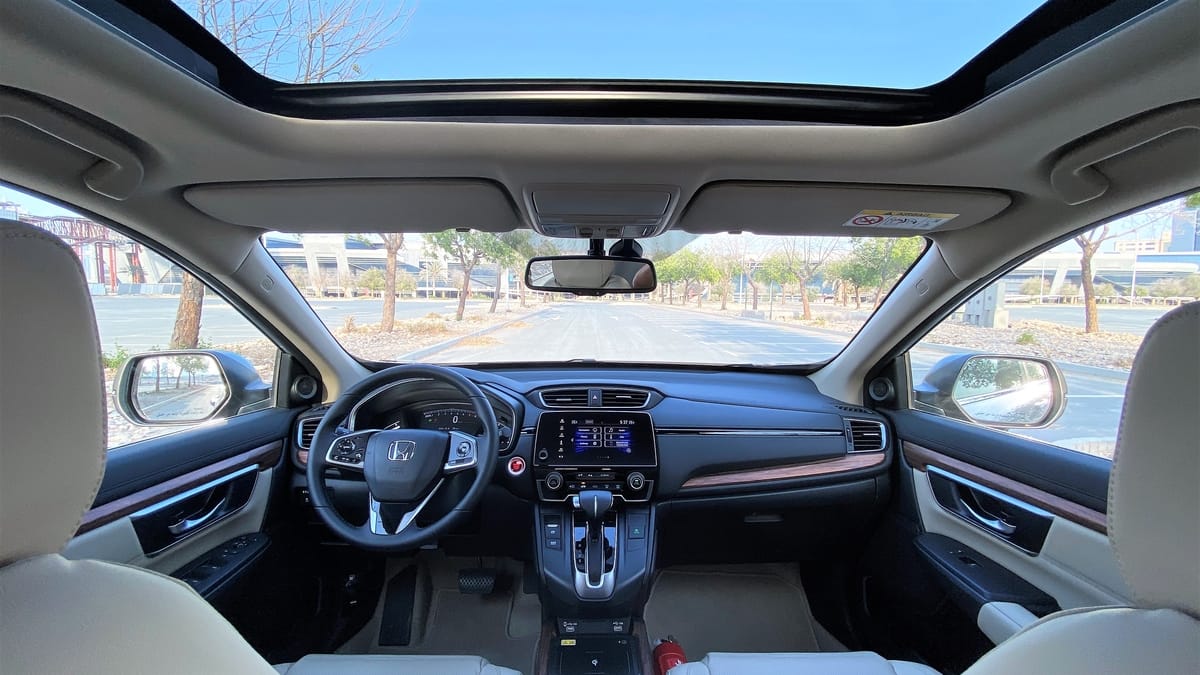 تجربة هوندا سي ار في (17).jpg