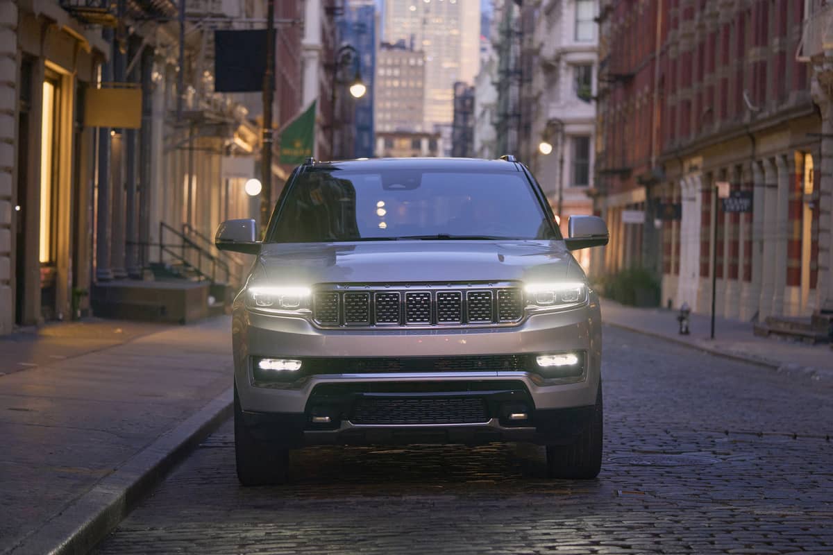 Jeep Wagoneer جيب واجينيير (25).jpg