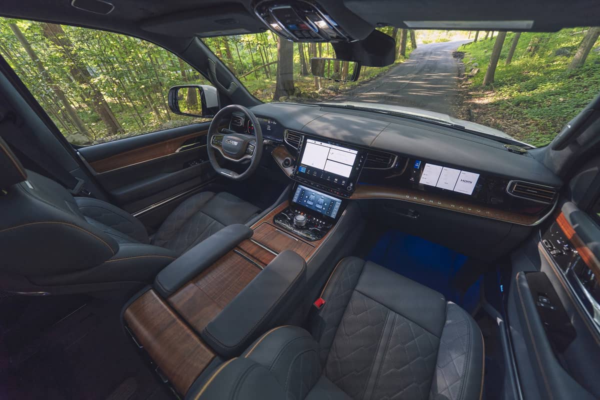 Jeep Wagoneer جيب واجينيير (8).jpg