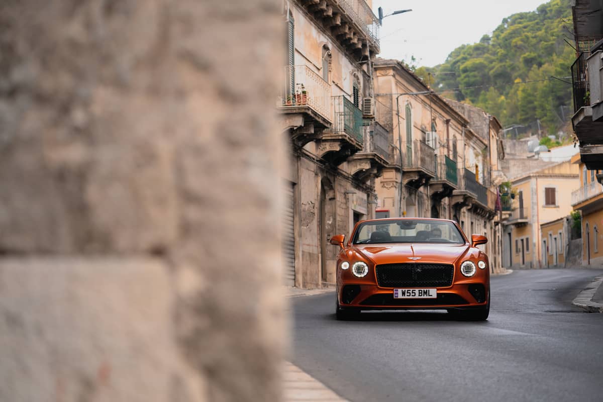 بنتلي كونتينتال جي تي سبيد 2022