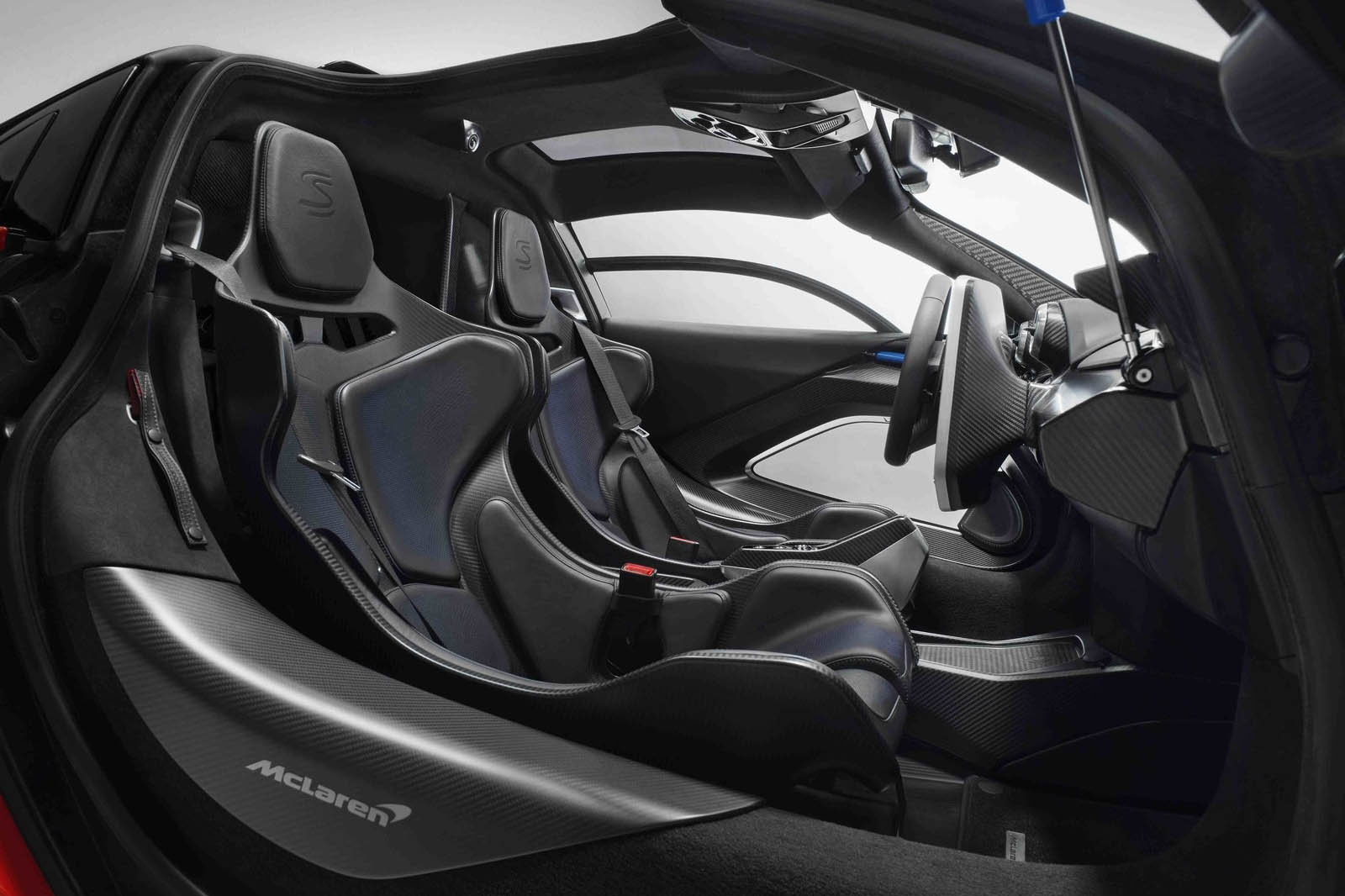 ماكلارين سينا 2019 (9).jpg