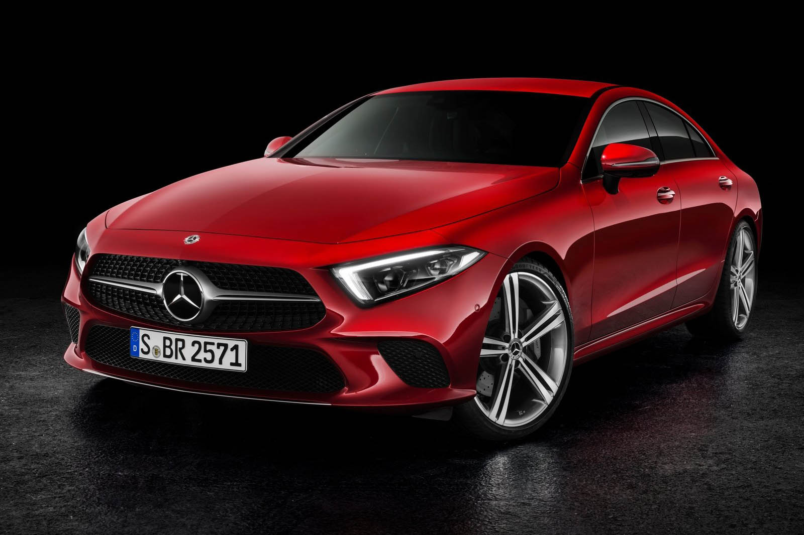 مرسيدس بنز سي ال اس 2019 (1).jpg