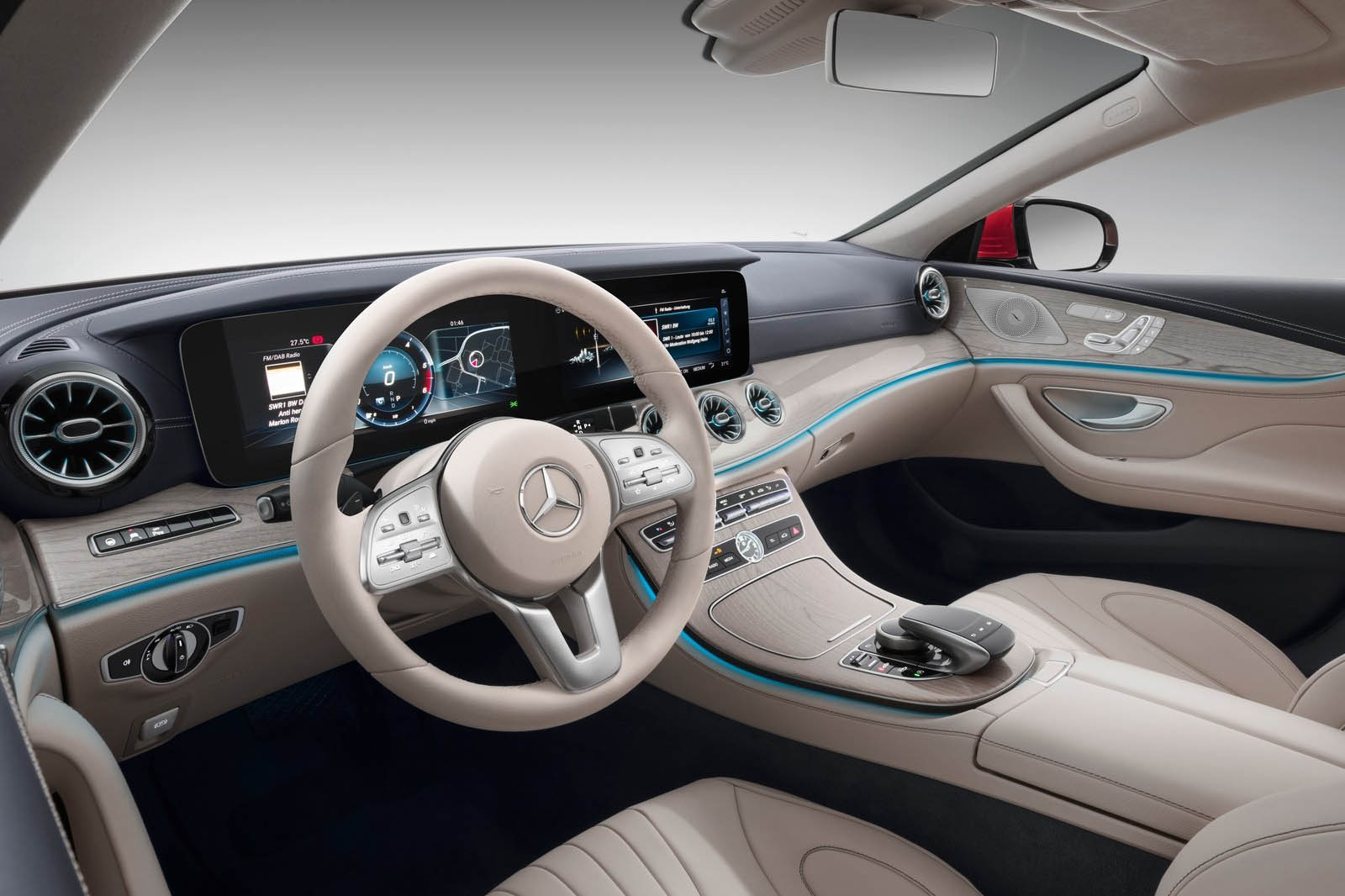 مرسيدس بنز سي ال اس 2019 (4).jpg