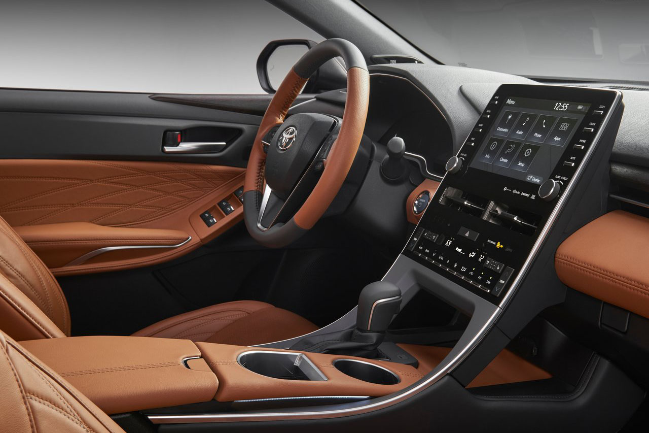 تويوتا افالون 2019 - (7).jpg