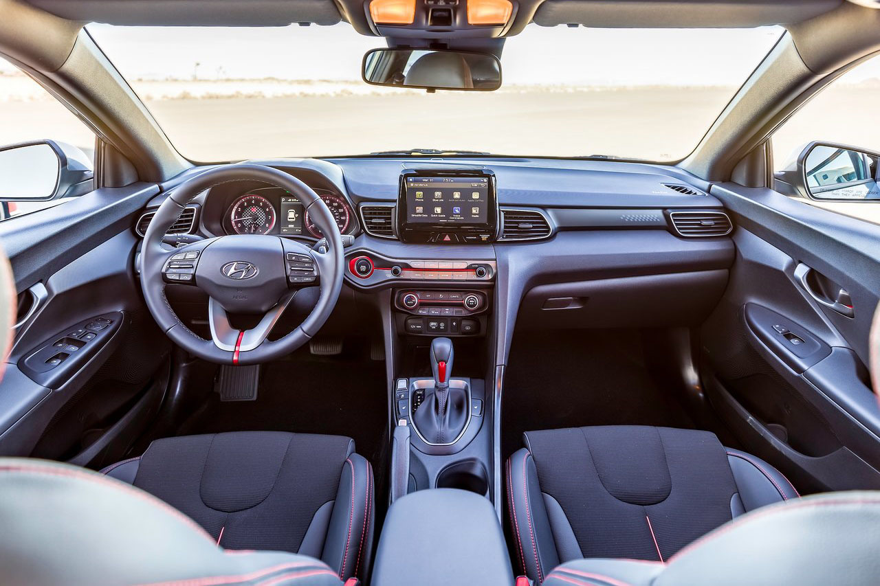 هيونداي فيلوستر 2019 - (5).jpg