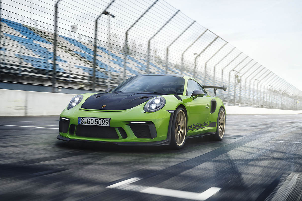 بورشه 911 جي تي 3 آر اس 2019 - (5).jpg