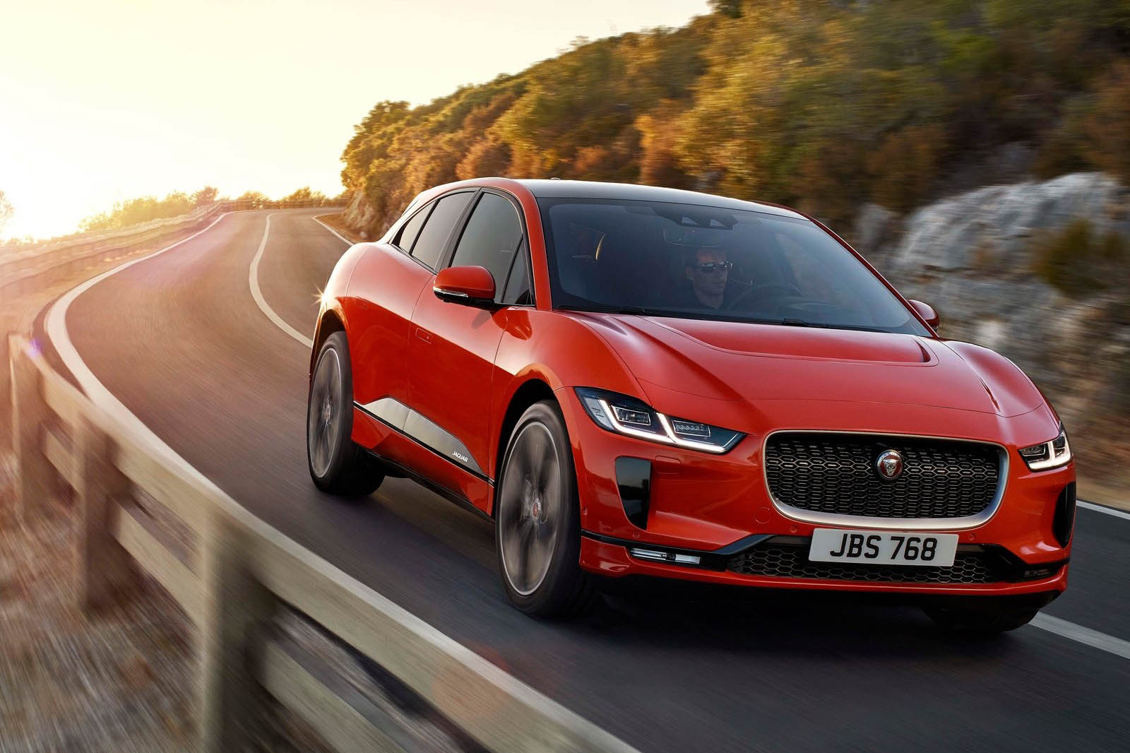 جاكوار اي بايس - (3).jpg