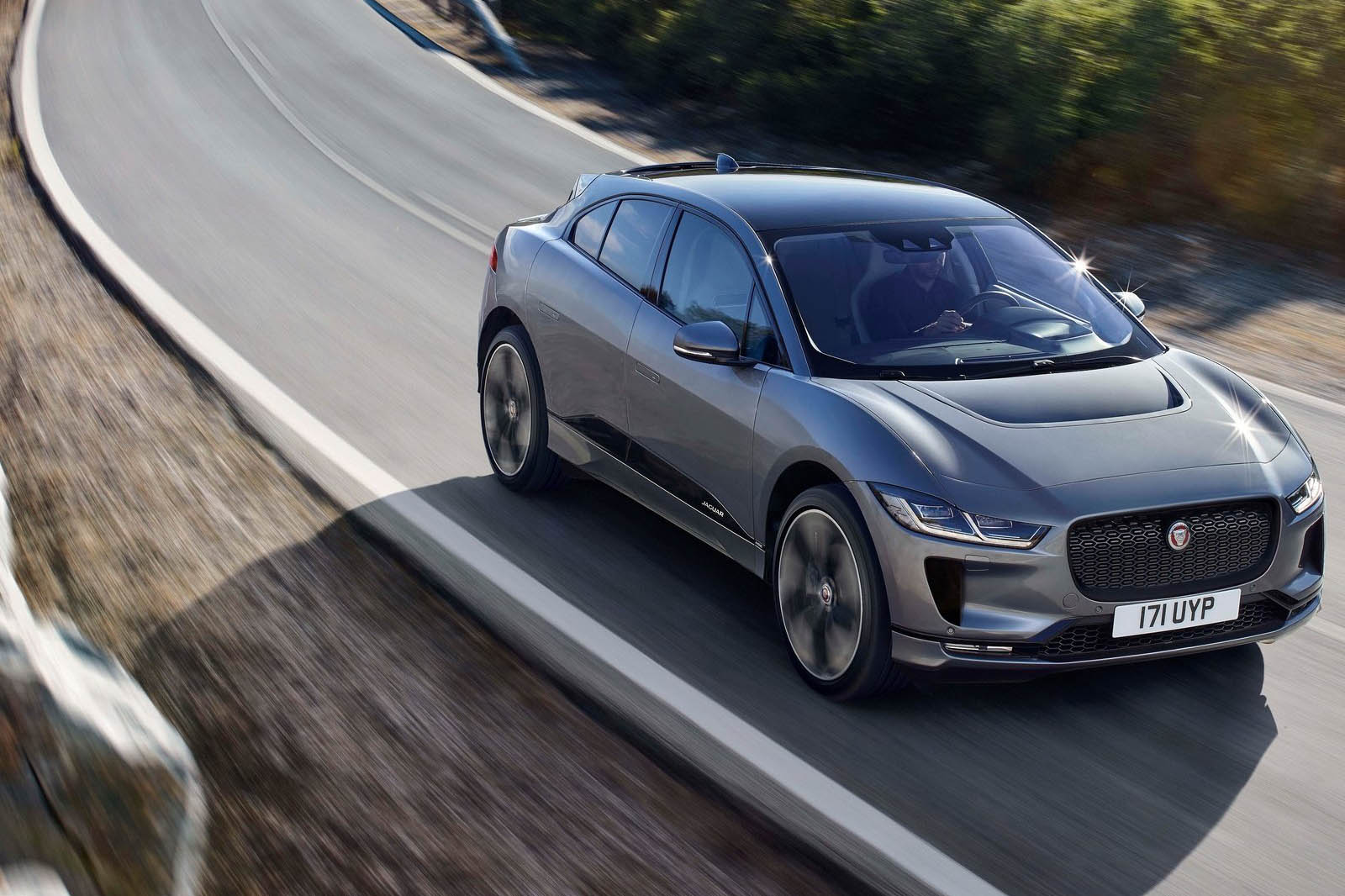 جاكوار اي بايس - (5).jpg