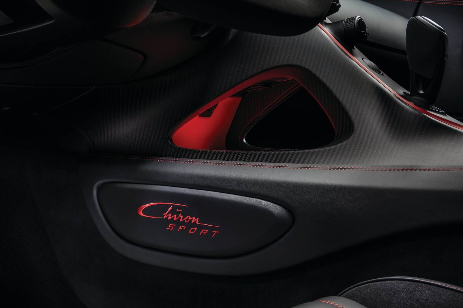 بوجاتي شيرون سبورت - (10).jpg