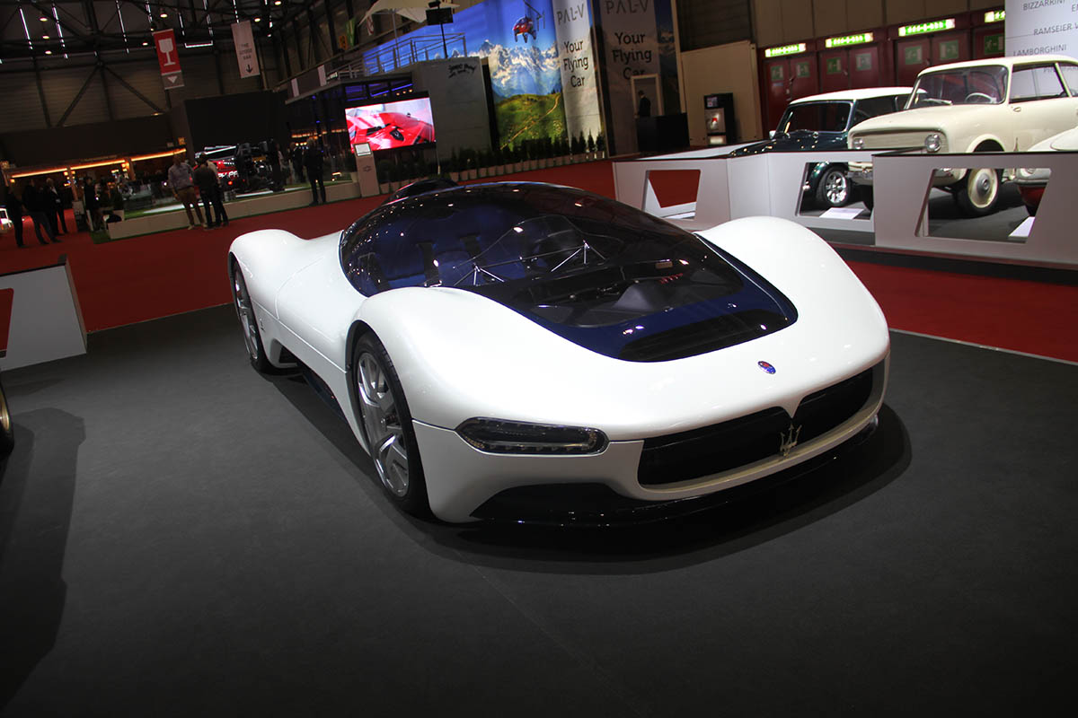 معرض جنيف للسيارات 2018 - 007.jpg