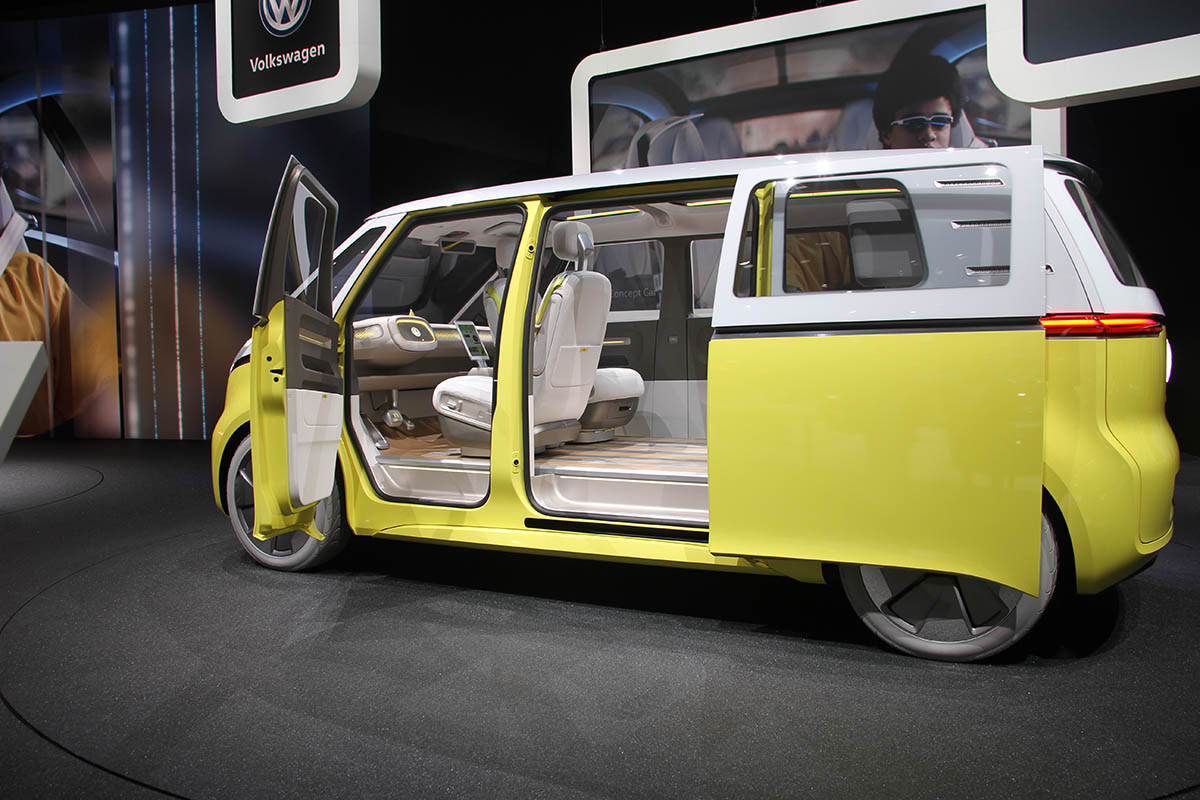 معرض جنيف للسيارات 2018 - 030.jpg